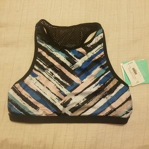 BNWT Beyond Yoga sports bra